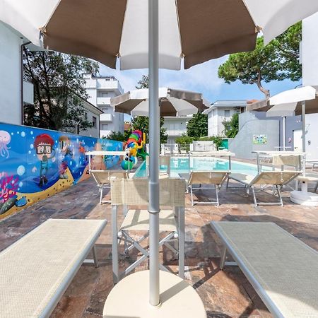 Residence Filmare Riccione Ngoại thất bức ảnh