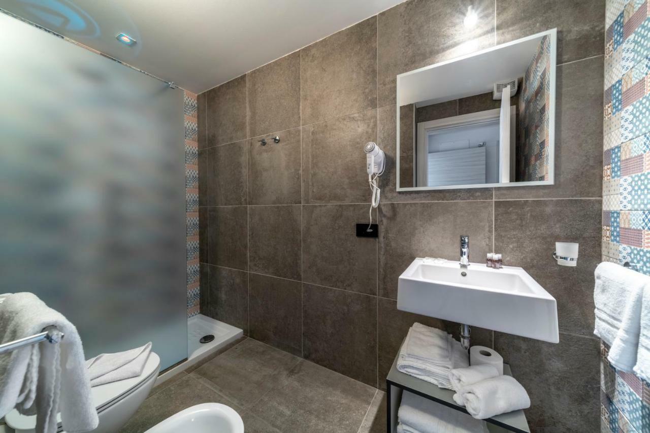Residence Filmare Riccione Ngoại thất bức ảnh