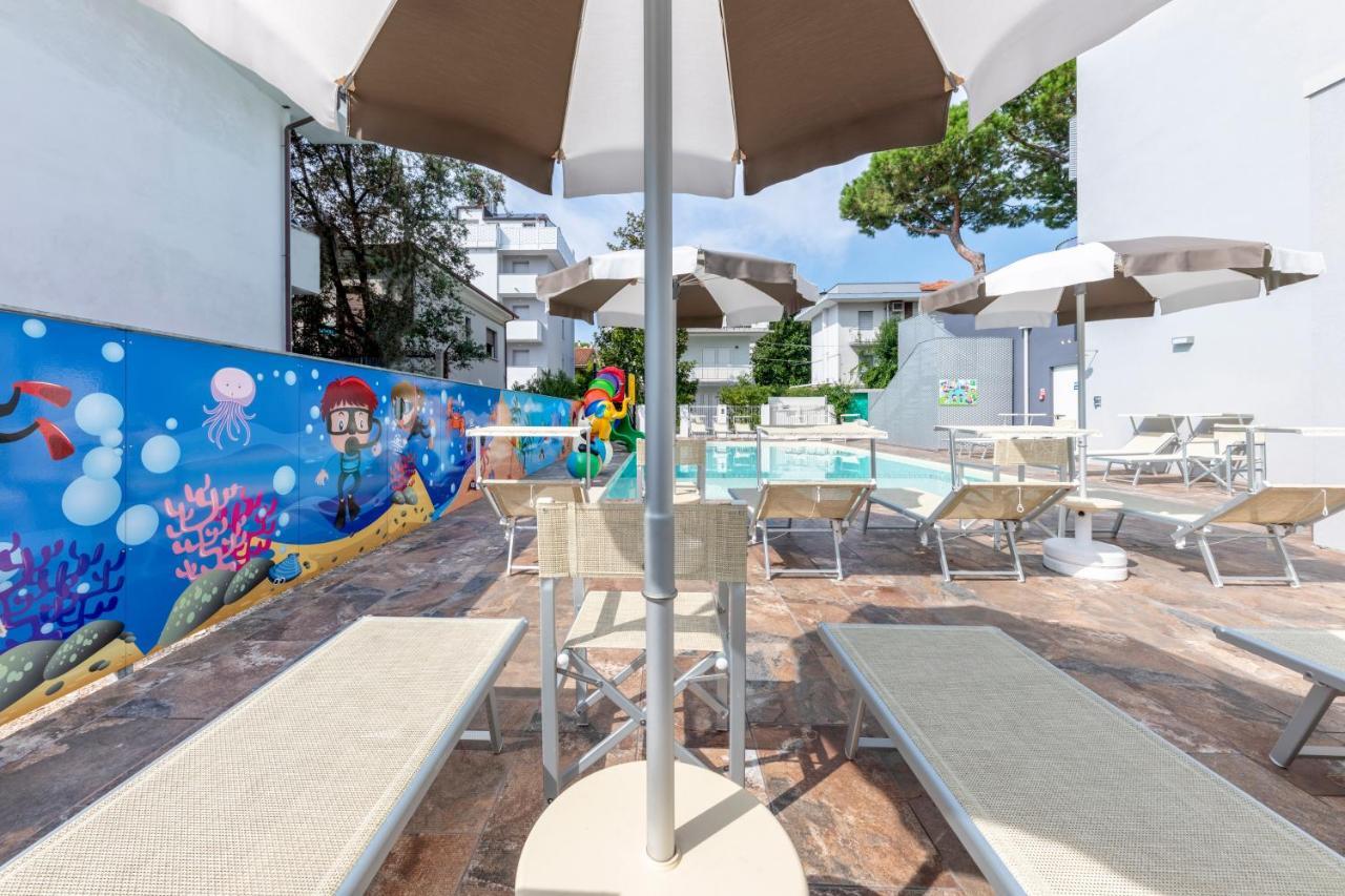 Residence Filmare Riccione Ngoại thất bức ảnh