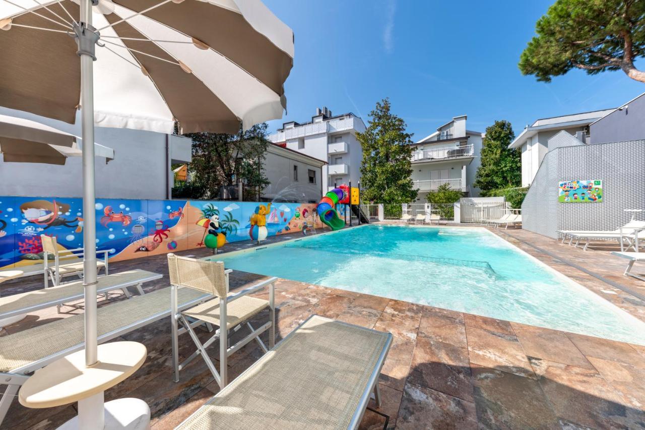 Residence Filmare Riccione Ngoại thất bức ảnh