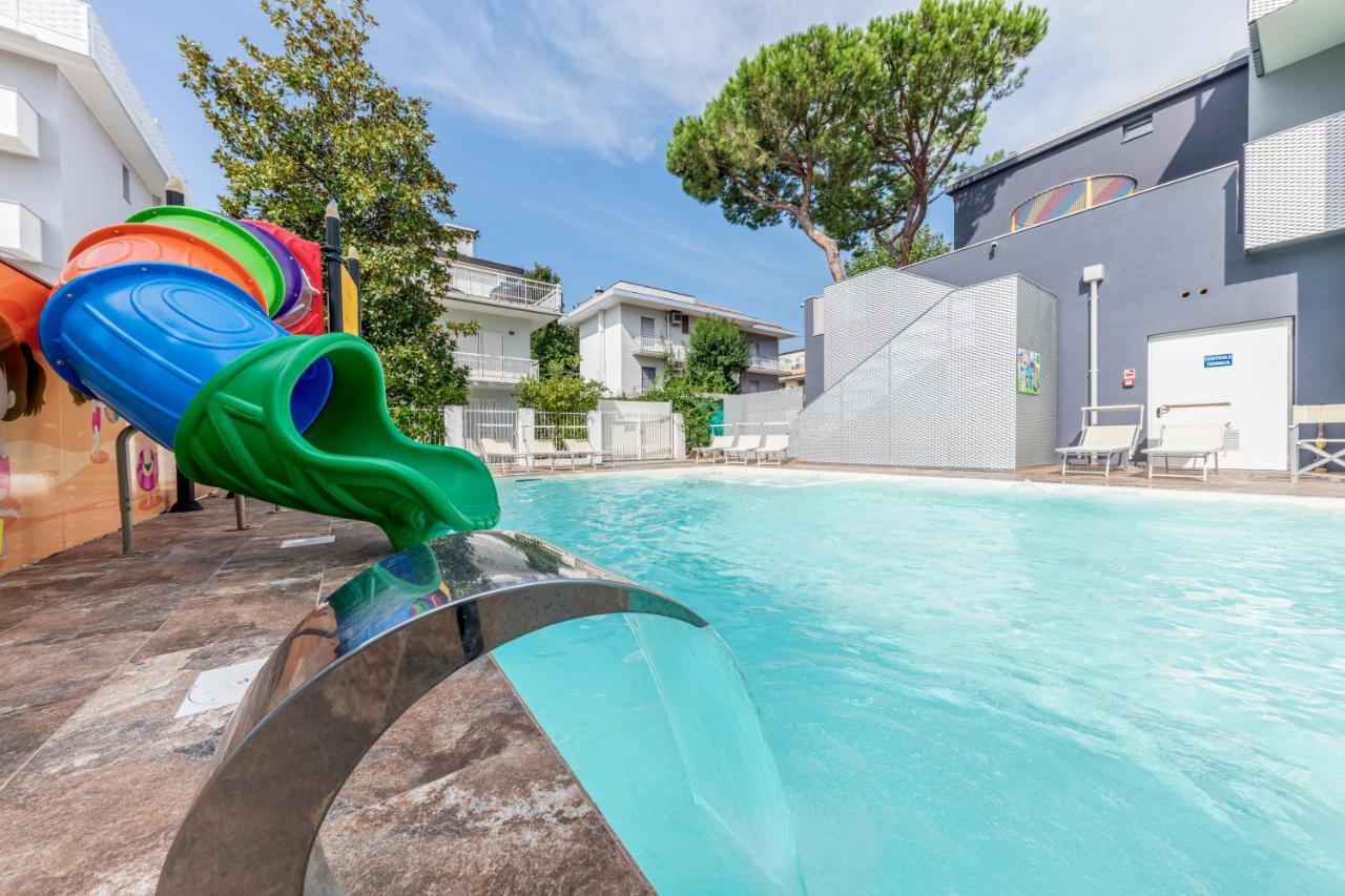 Residence Filmare Riccione Ngoại thất bức ảnh