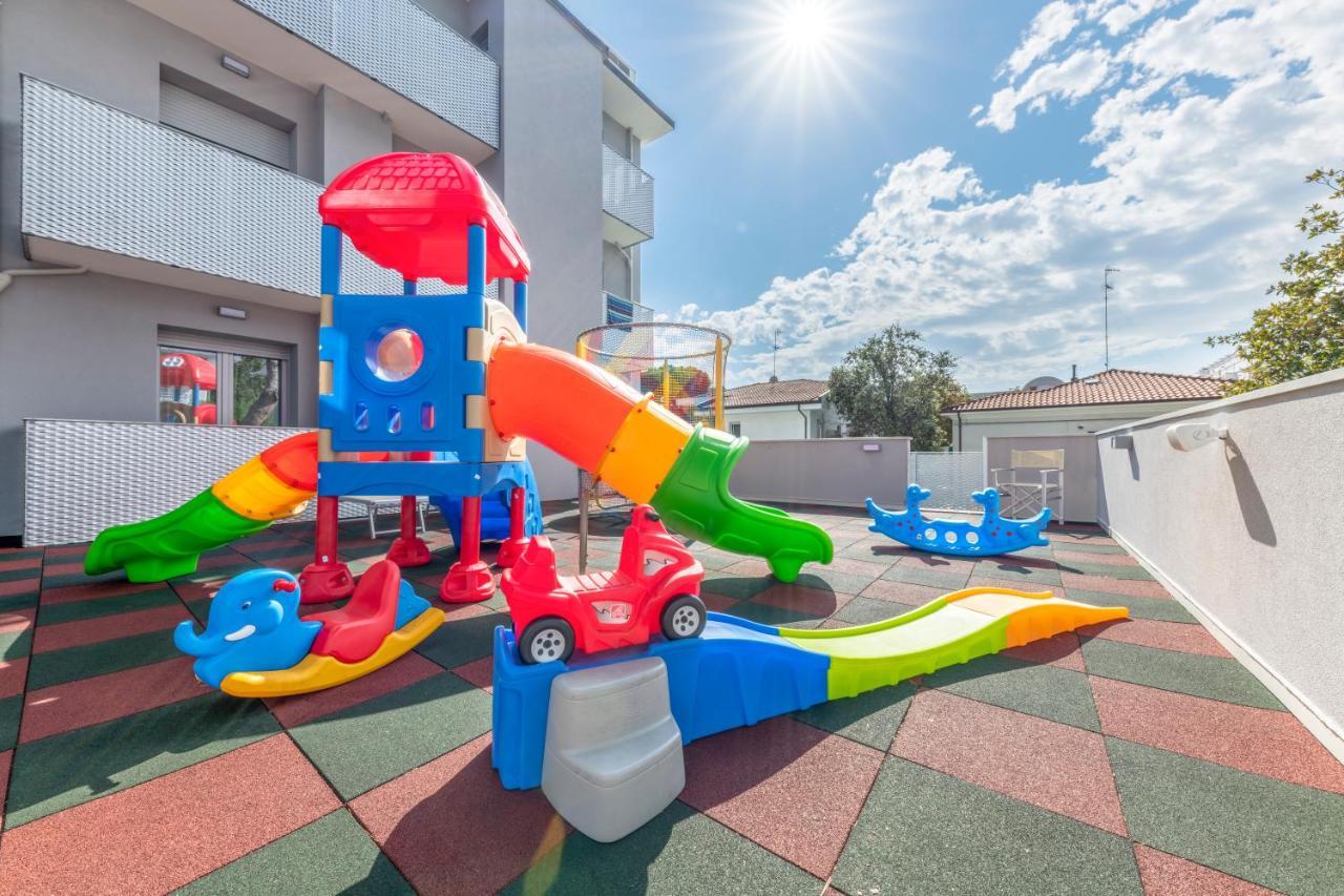 Residence Filmare Riccione Ngoại thất bức ảnh